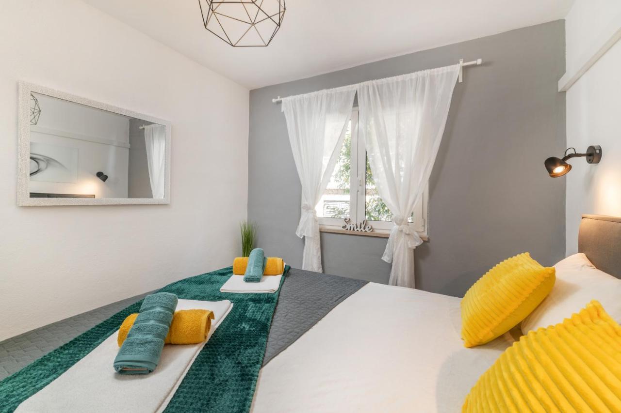 Amare Apartments Bobovisca Экстерьер фото