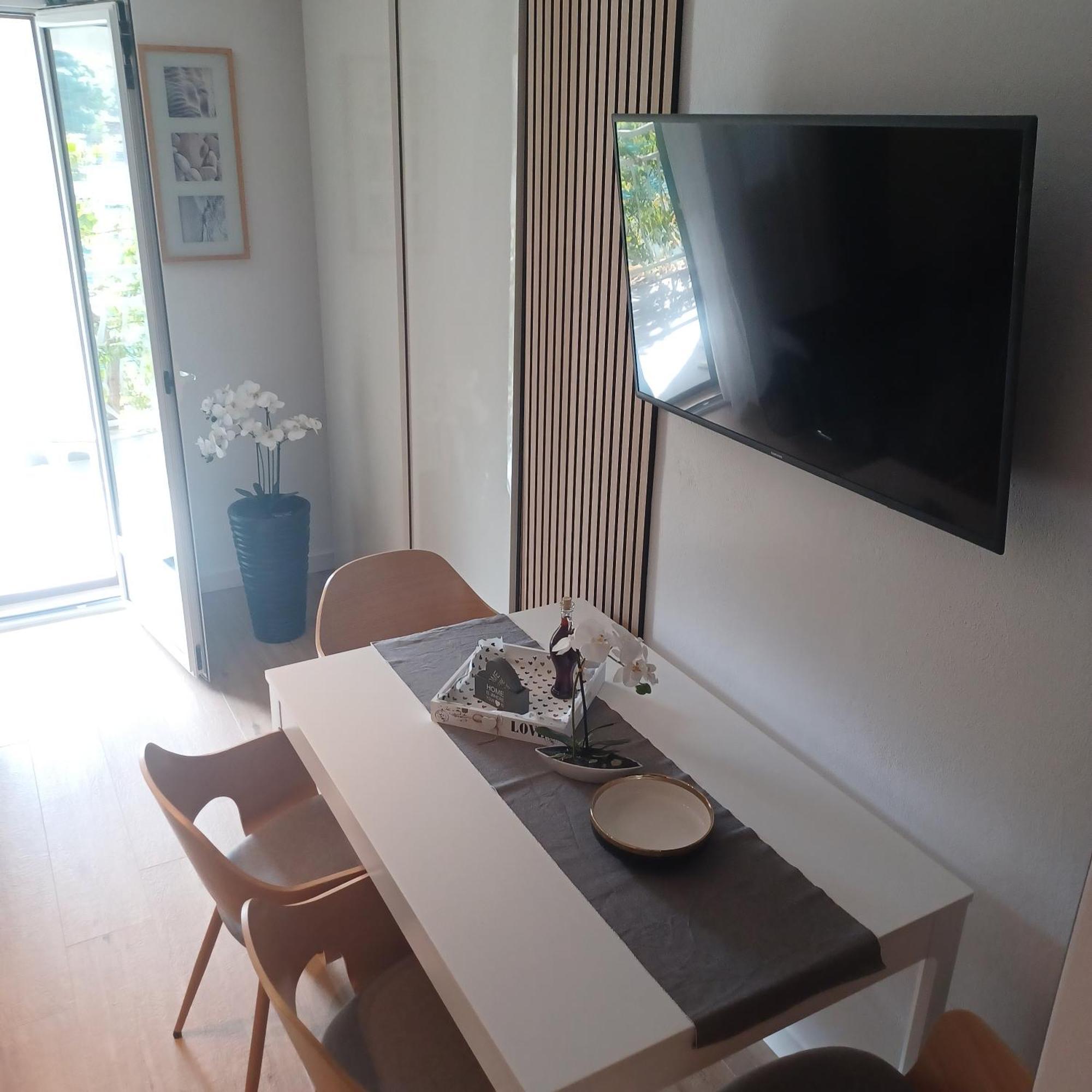 Amare Apartments Bobovisca Экстерьер фото